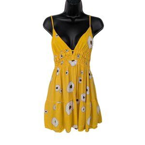 Urban Outfitters Daisy Mini Babydoll Dress Cottage Coquette Smocked Indie Size M